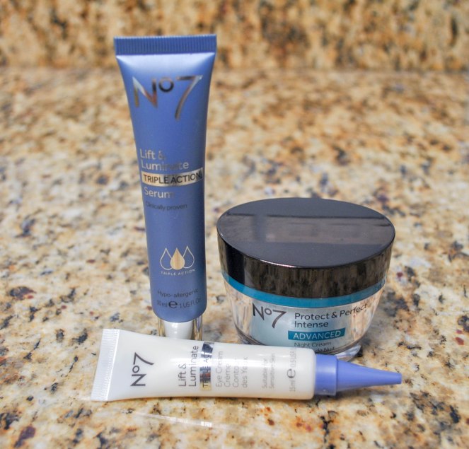 No7 Lift and Luminate Power Set