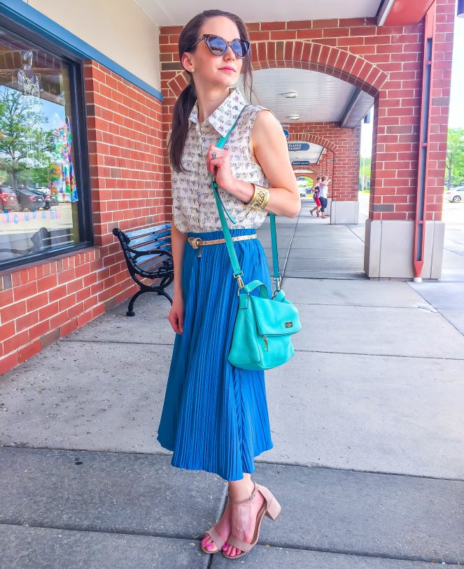 What to Wear in July- A Style Guide