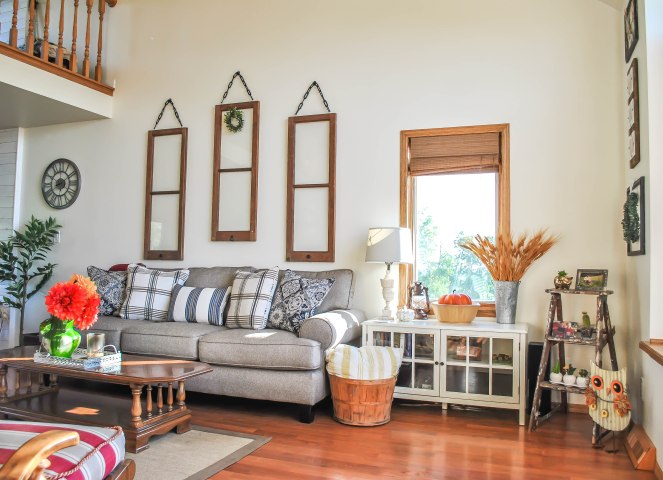 Autumn Decorating Around the House